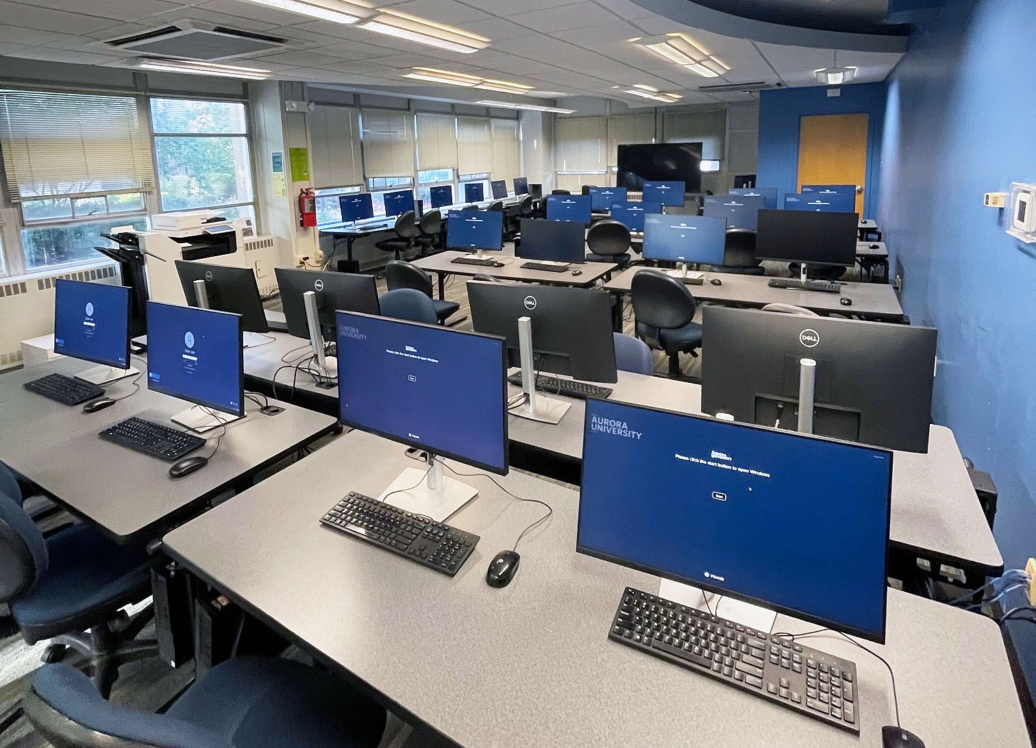 Computer Lab Hours & Locations – Aurora University